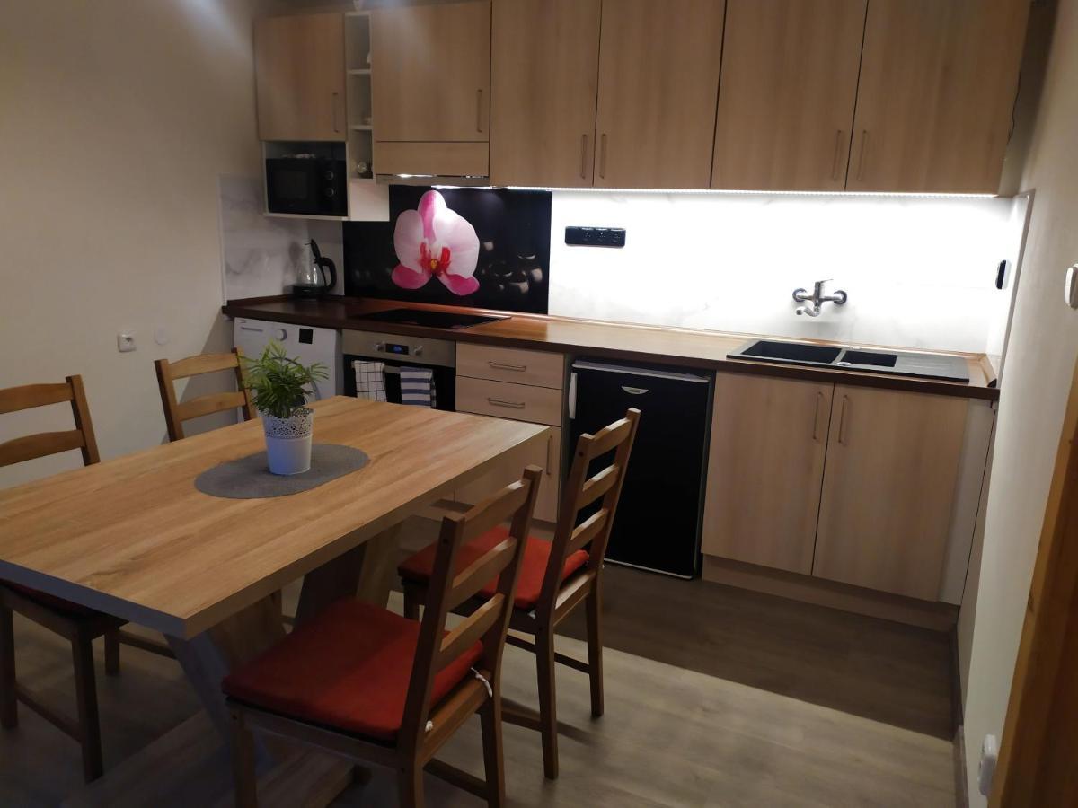 Apartmany De-Lu Blansko Εξωτερικό φωτογραφία