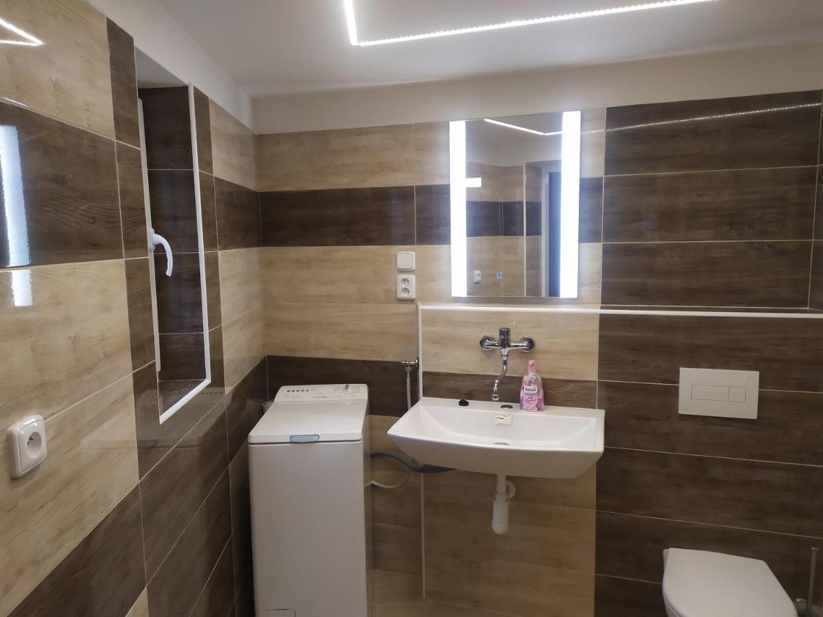 Apartmany De-Lu Blansko Εξωτερικό φωτογραφία